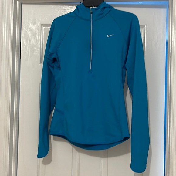 Nike long sleeve dri fit quarter zip up in size medium - Picture 3 of 11